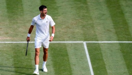 德约闯温网16强再创纪录 躲过盘点赛后自比“战狼”