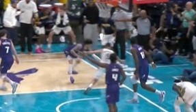 开云App-老将担当！麦康纳抛投+前场反断 西卡反超上篮 最后时刻逆转战局