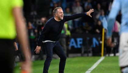 开云移动端-弗利克：没赢不是孔德和卡萨多的错，全队都没踢好